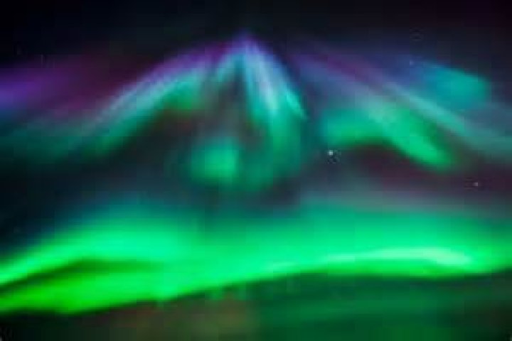 'Absolute joy' as Southern Lights dazzle South Island sky