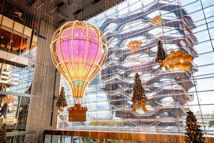 Ardern's maternity top, occupation ball on display in new exhibition
