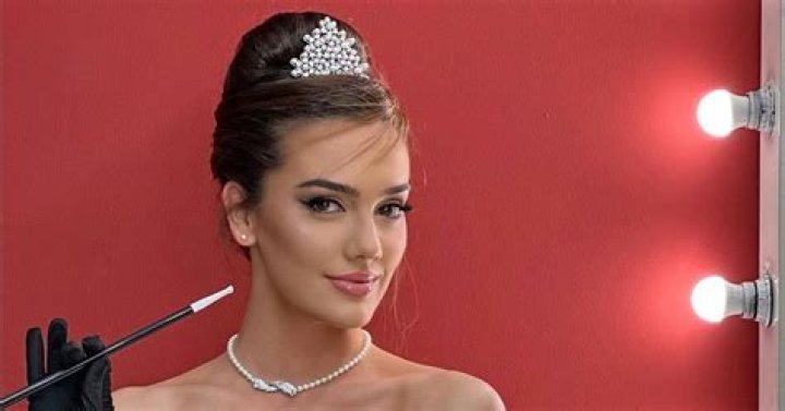 Klaudia Pepa - Age, Family, Bio